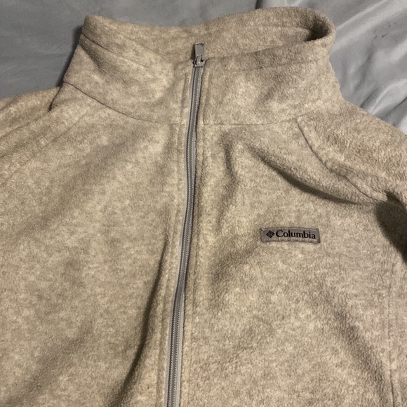 Columbia zip up sweater - Picture 2 of 3